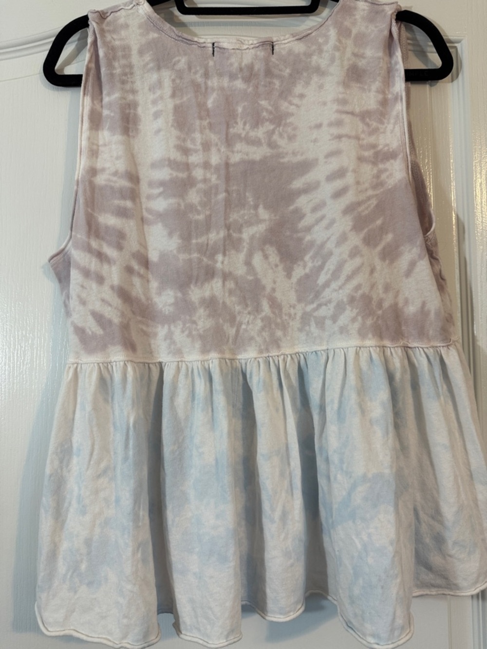 We The Free soft lavender and light blue tie-dye tank - Picture 5 of 7
